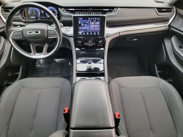2022 Jeep Grand Cherokee L Laredo