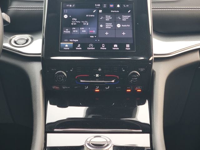 2022 Jeep Grand Cherokee L Laredo