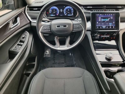 2022 Jeep Grand Cherokee L Laredo