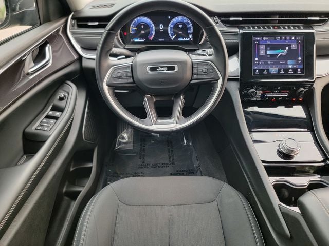 2022 Jeep Grand Cherokee L Laredo