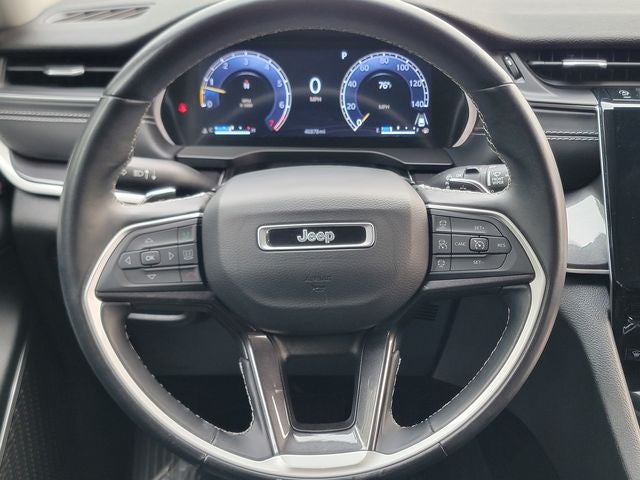 2022 Jeep Grand Cherokee L Laredo