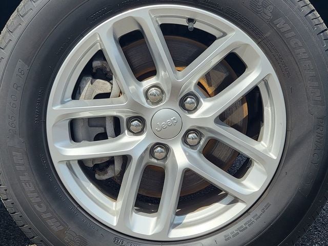 2023 Jeep Grand Cherokee L Laredo