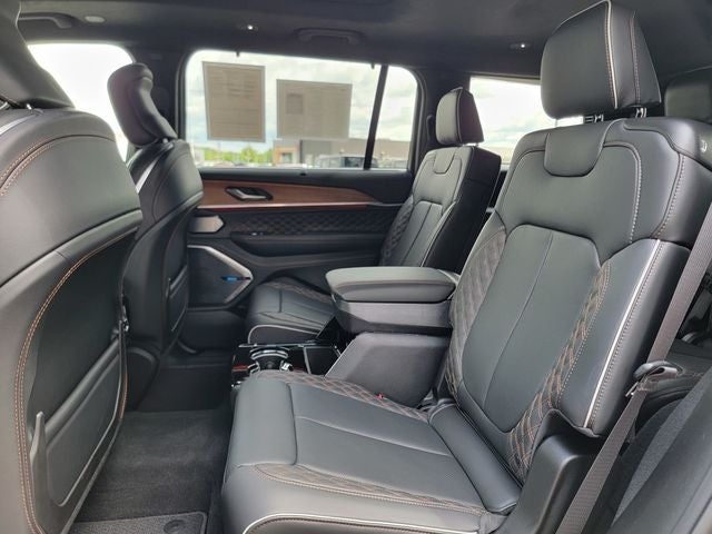 2025 Jeep Grand Cherokee L Summit
