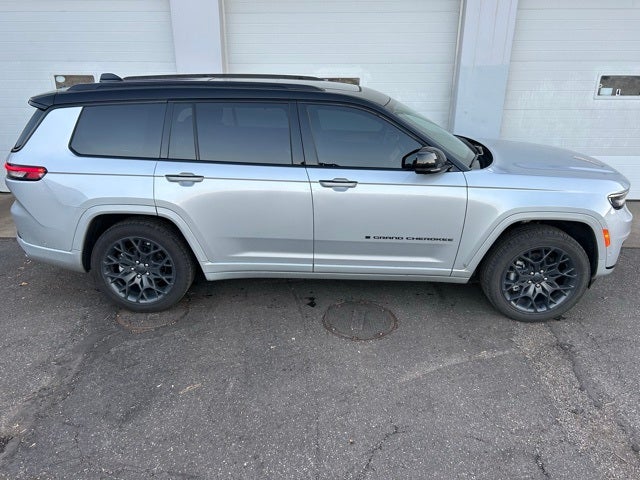 2025 Jeep Grand Cherokee L Summit
