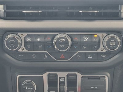 2025 Jeep Wrangler Rubicon X