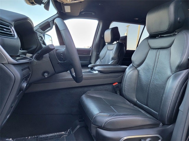 2024 Jeep Wagoneer L Base