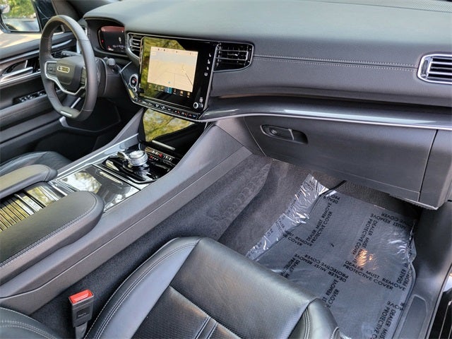 2024 Jeep Wagoneer L Base