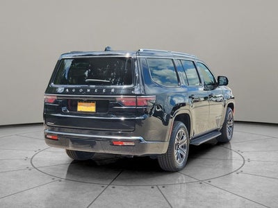 2023 Jeep Wagoneer Base