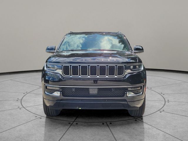 2023 Jeep Wagoneer Base
