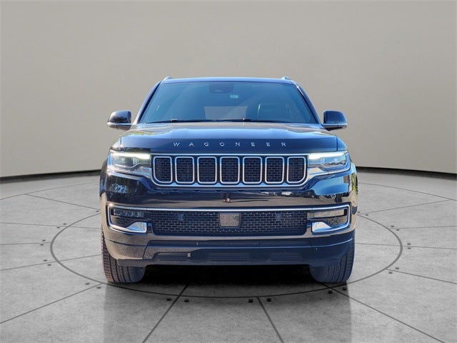 2023 Jeep Wagoneer Base