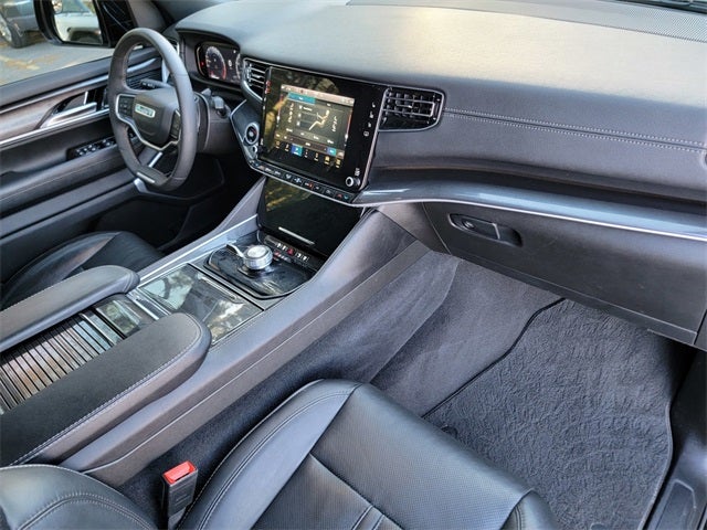 2023 Jeep Wagoneer Base