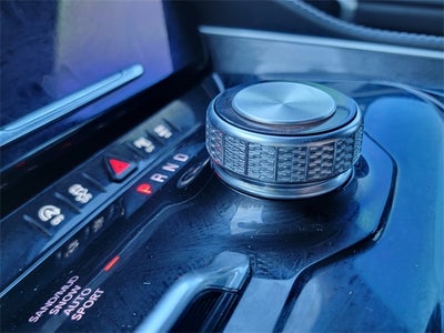 2023 Jeep Wagoneer Base