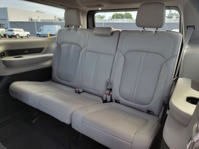 2024 Jeep Wagoneer Base