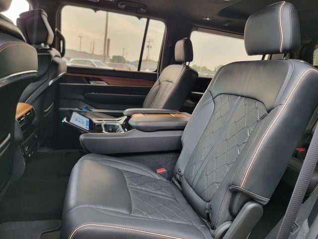 2023 Jeep Grand Wagoneer Series III