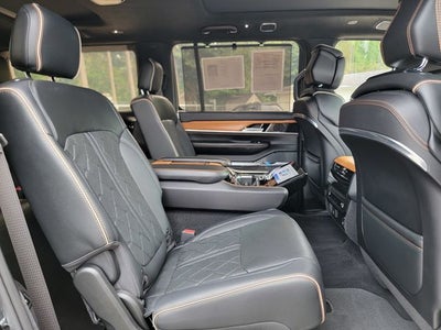 2023 Jeep Grand Wagoneer Series III
