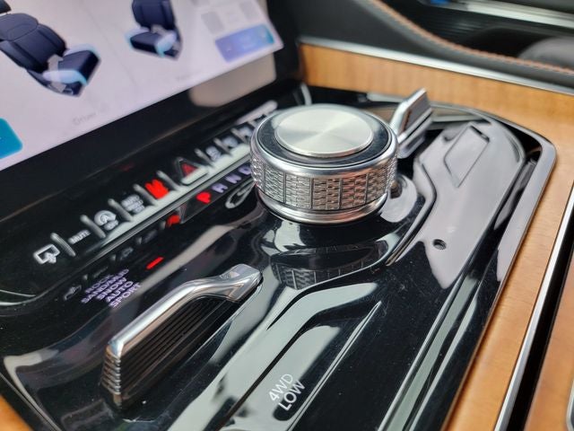 2023 Jeep Grand Wagoneer Series III