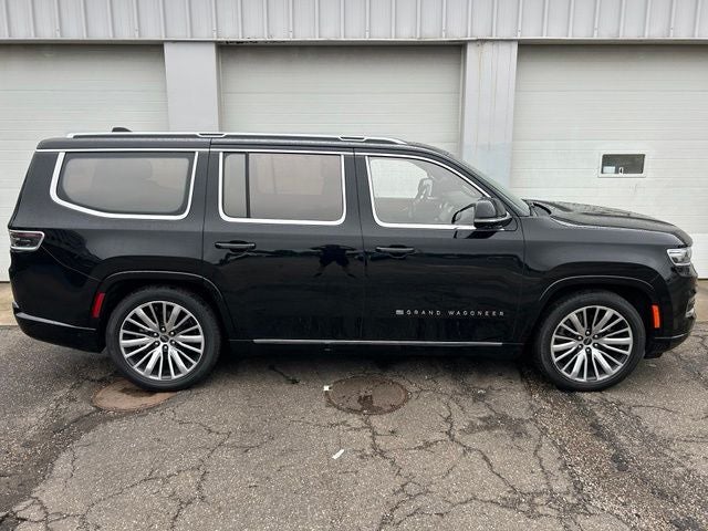 2023 Jeep Grand Wagoneer Series III
