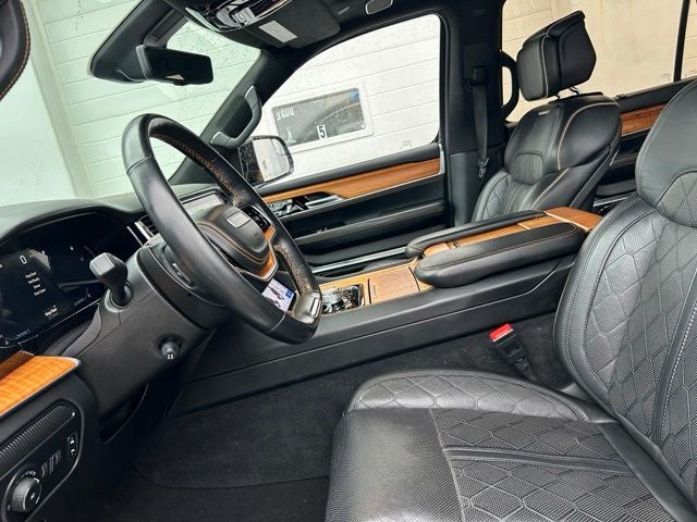 2023 Jeep Grand Wagoneer Series III