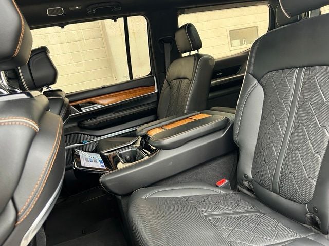 2023 Jeep Grand Wagoneer Series III