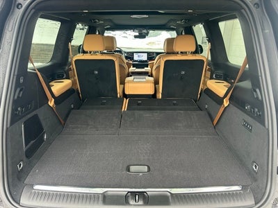 2025 Jeep Grand Wagoneer Series III