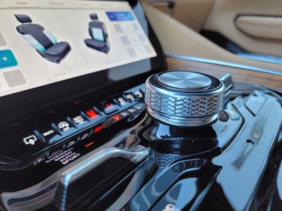 2025 Jeep Grand Wagoneer Series III