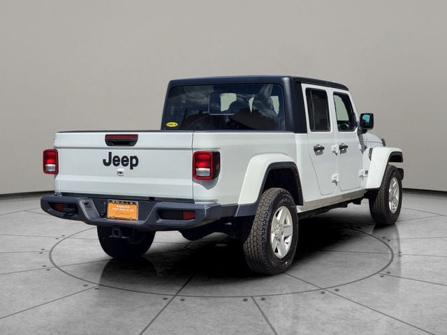 2022 Jeep Gladiator Sport