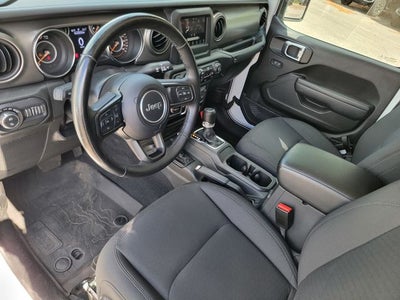 2022 Jeep Gladiator Sport