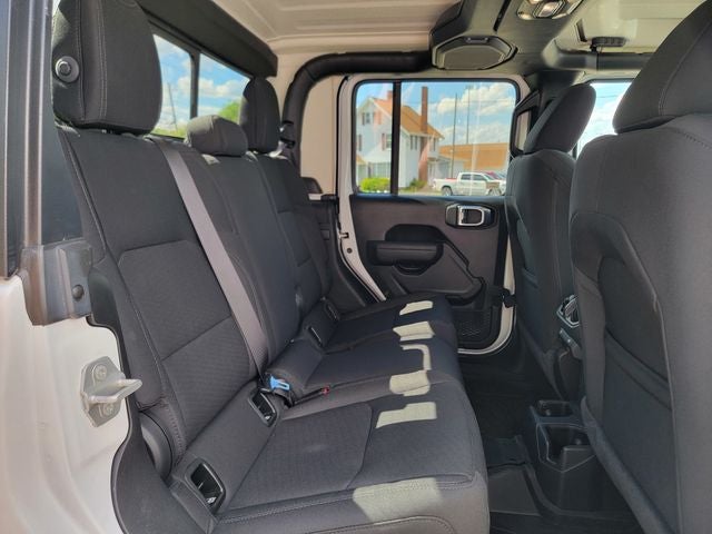 2022 Jeep Gladiator Sport