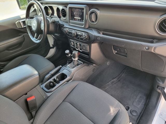 2022 Jeep Gladiator Sport
