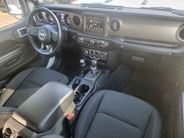 2022 Jeep Gladiator Sport