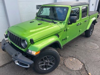 2025 Jeep Gladiator Sport S