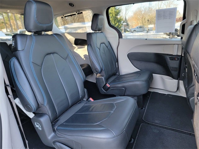 2021 Chrysler Pacifica Touring L