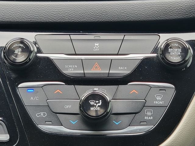 2017 Chrysler Pacifica Touring