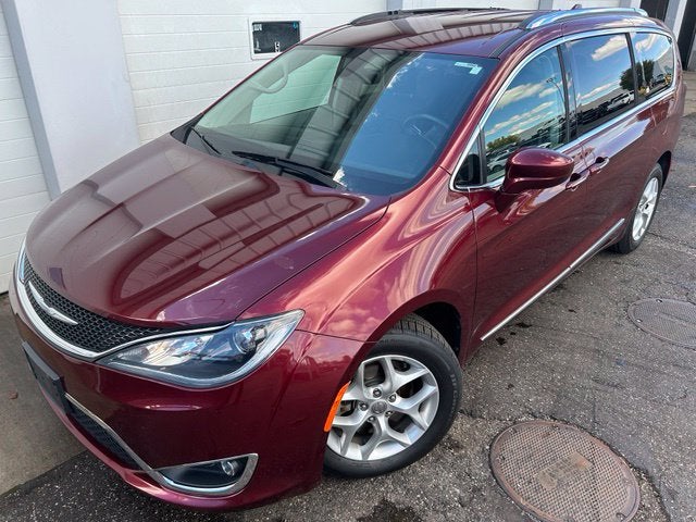 2017 Chrysler Pacifica Touring L Plus