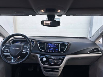 2017 Chrysler Pacifica Touring L Plus