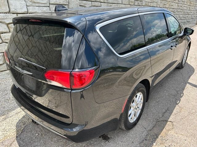 2020 Chrysler Pacifica Touring