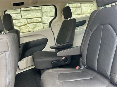 2020 Chrysler Pacifica Touring