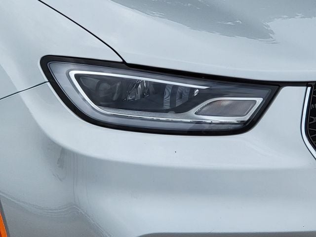 2024 Chrysler Pacifica Touring
