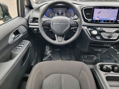 2024 Chrysler Pacifica Touring