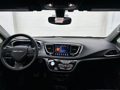 2020 Chrysler Pacifica Hybrid Touring L