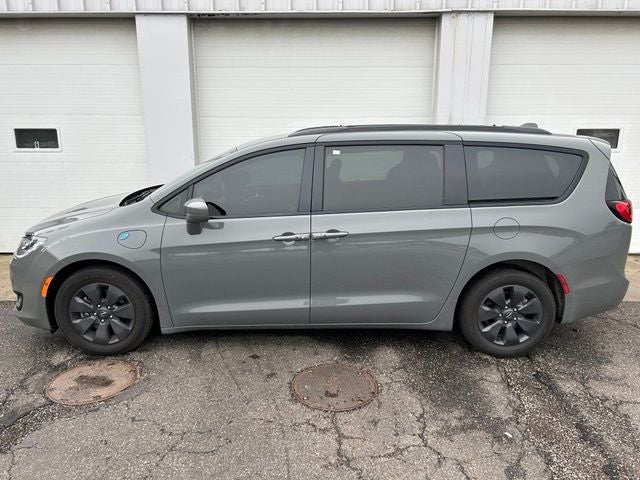 2020 Chrysler Pacifica Hybrid Touring L