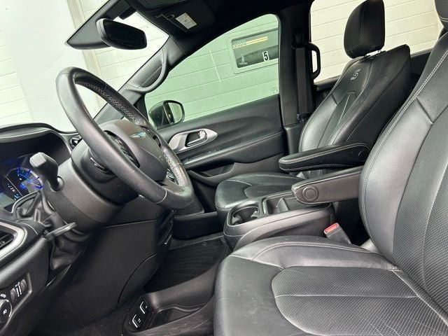 2020 Chrysler Pacifica Hybrid Touring L