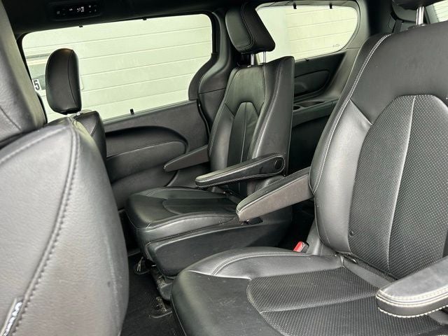 2020 Chrysler Pacifica Hybrid Touring L