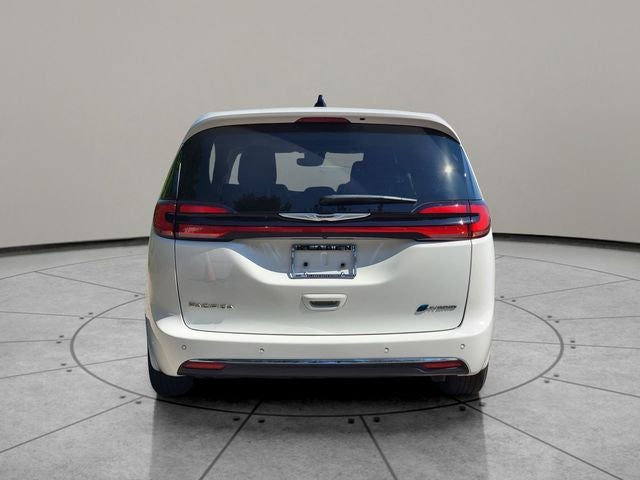 2023 Chrysler Pacifica Hybrid Limited