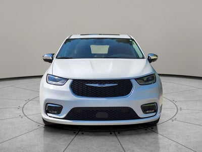 2023 Chrysler Pacifica Hybrid Limited