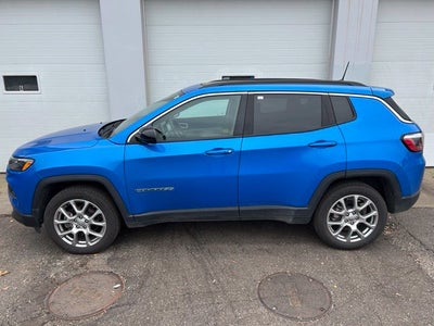 2022 Jeep Compass Latitude Lux