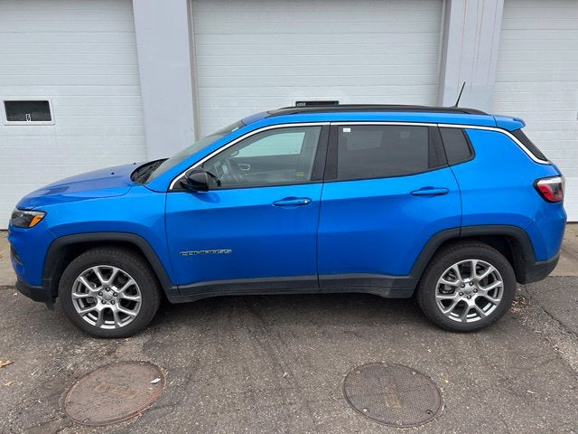 2022 Jeep Compass Latitude Lux