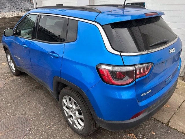 2022 Jeep Compass Latitude Lux