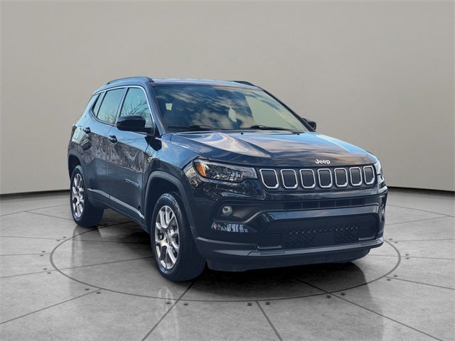 2022 Jeep Compass Latitude Lux
