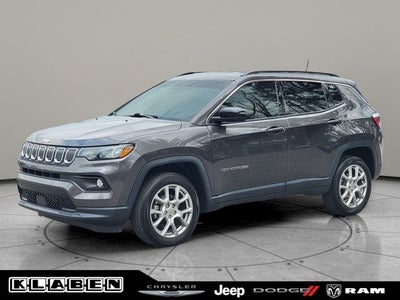 2022 Jeep Compass Latitude Lux